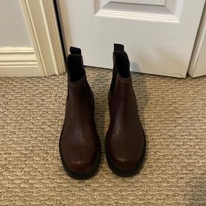 Ugg markstrum chunky Chelsea boots